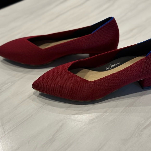 Rothy's the high point in Autumn red 10.5 - Picture 2 of 8